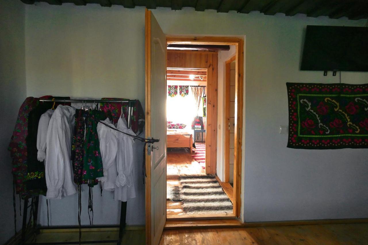 La Rodica In Vale Guest House Ocna Sugatag Luaran gambar
